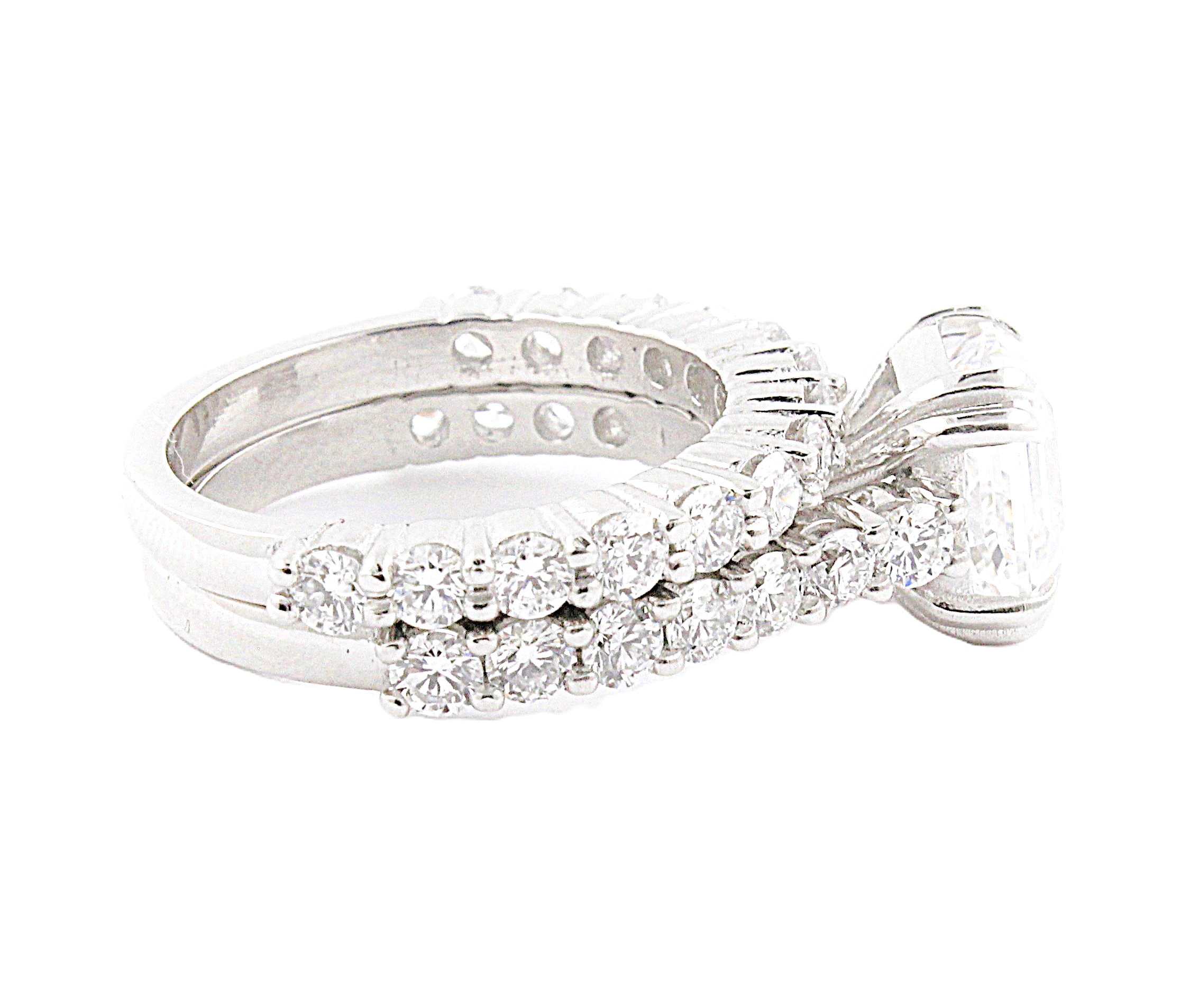 Asscher Cut Bridal Set with Round Shape Side Diamonds